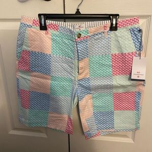 Vineyard Vines shorts